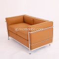 Brown Akpụkpọ anụ Le Corbusier LC2 2 oche Sofa